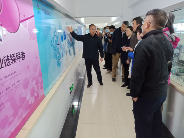 中國工業合作協會理事長田玉萍一行蒞臨天香生物指導工作