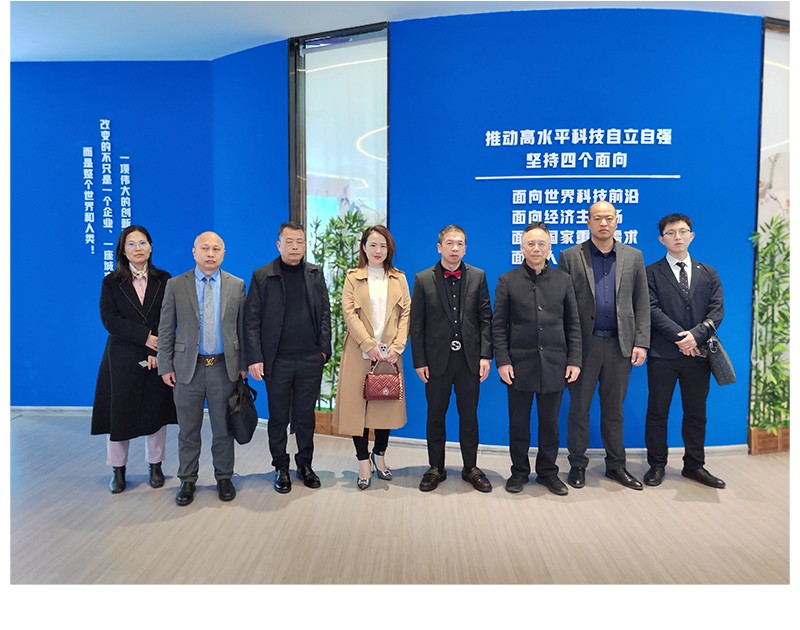 阿聯(lián)酋中國(guó)農(nóng)產(chǎn)品協(xié)會(huì)來(lái)天香生物、邵陽(yáng)紅出貨倉(cāng)考察合作