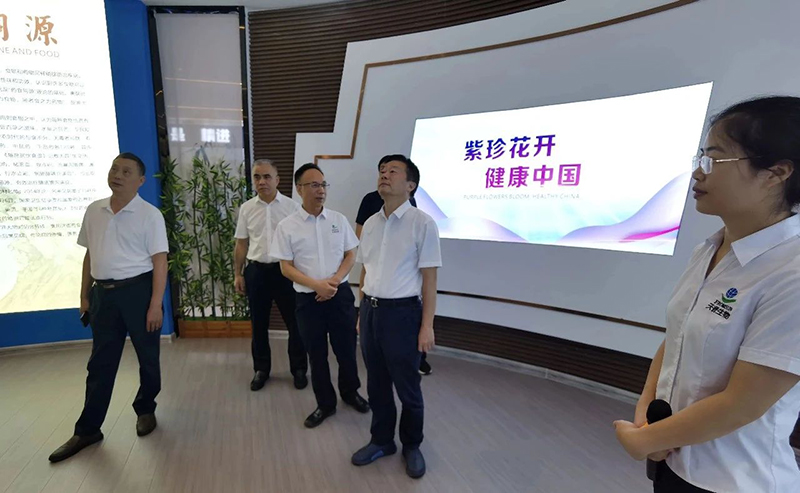 省政協農業農村委領導與邵陽市政協相關領導走訪邵陽紅出貨倉天香生物產業園