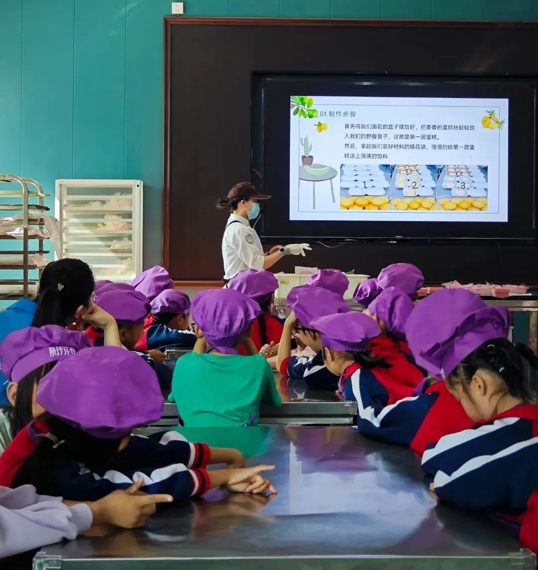 雙清區(qū)“愛心護航，助夢成長”